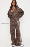 release-15-asalia-wide-leg-sweatpants-animal-print-39978924